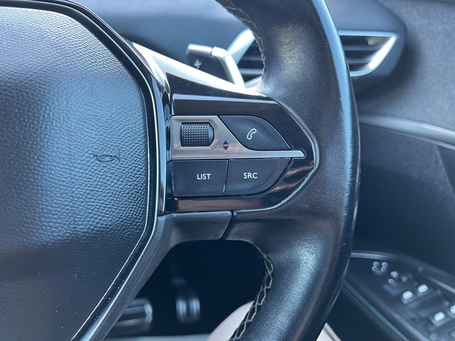 Used Peugeot 5008 2022 for sale - 77783701: Photo 42