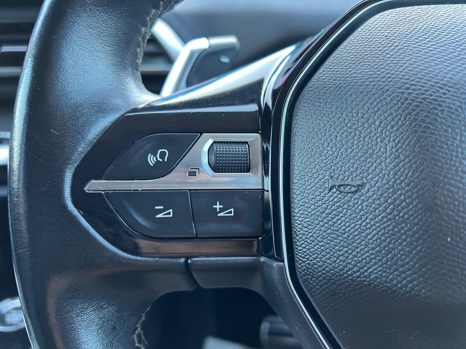 Used Peugeot 5008 2022 for sale - 77783701: Photo 43