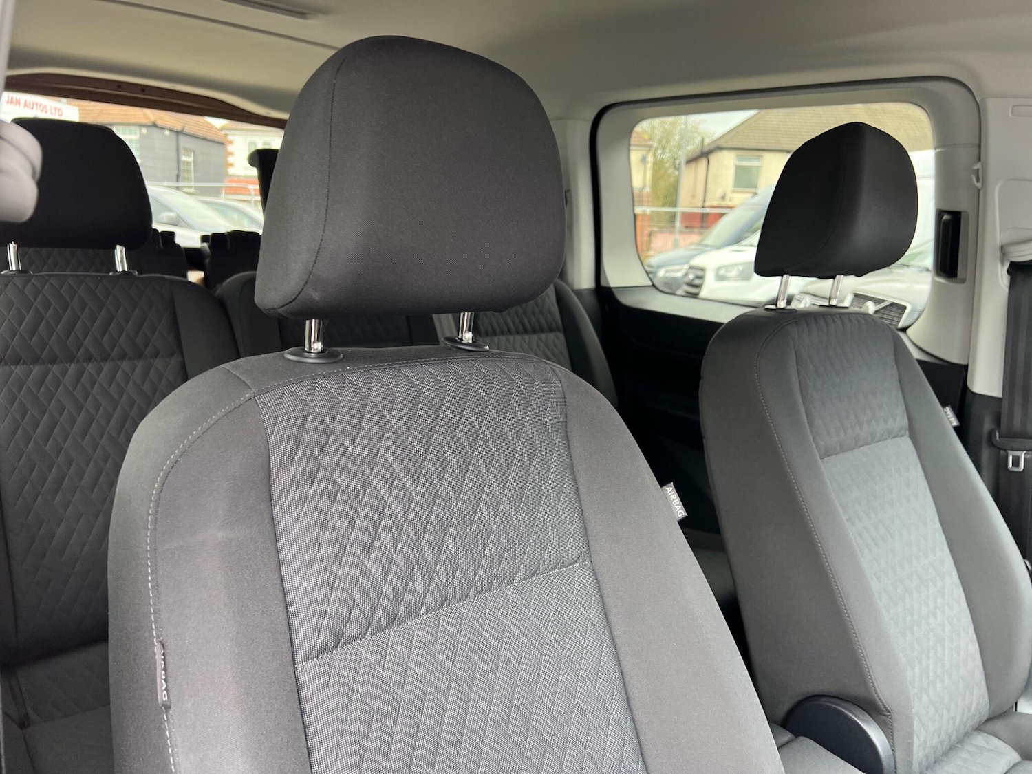 Used Volkswagen Caddy Maxi for sale - 78062725: Photo 25