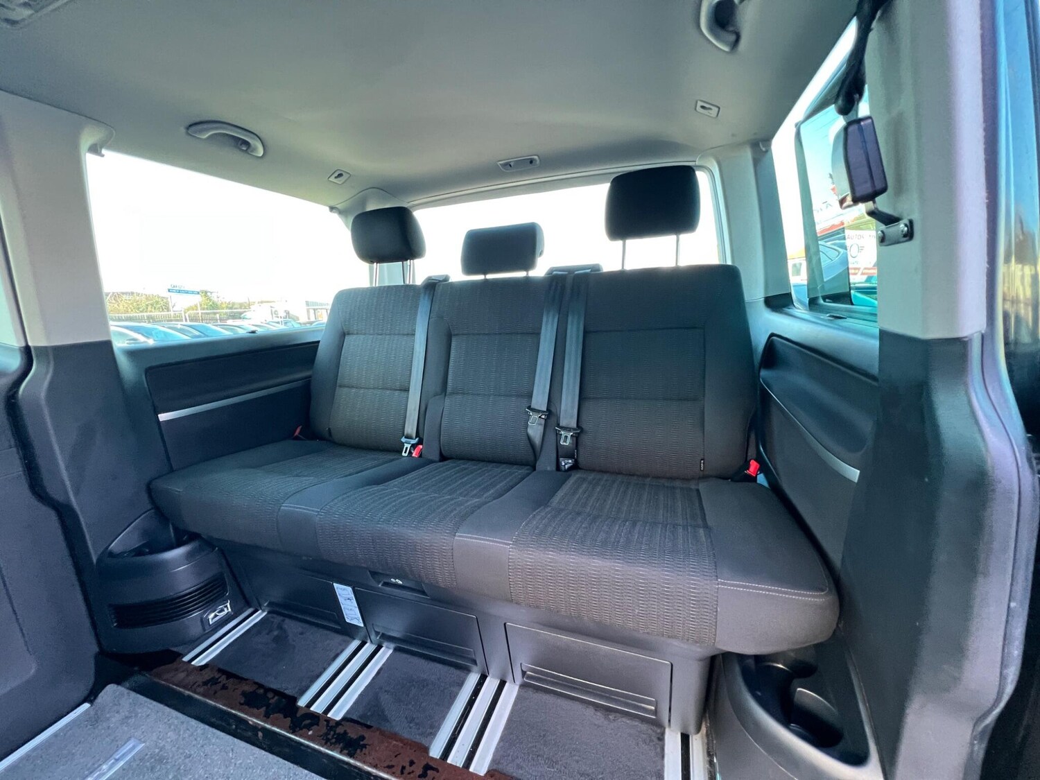 Used Volkswagen Caravelle for sale - 77671994: Photo 22