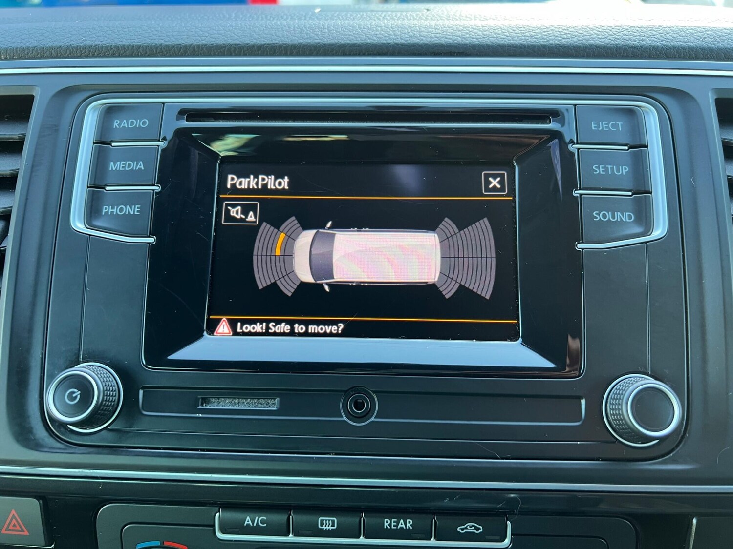 Used Volkswagen Caravelle for sale - 77671994: Photo 24