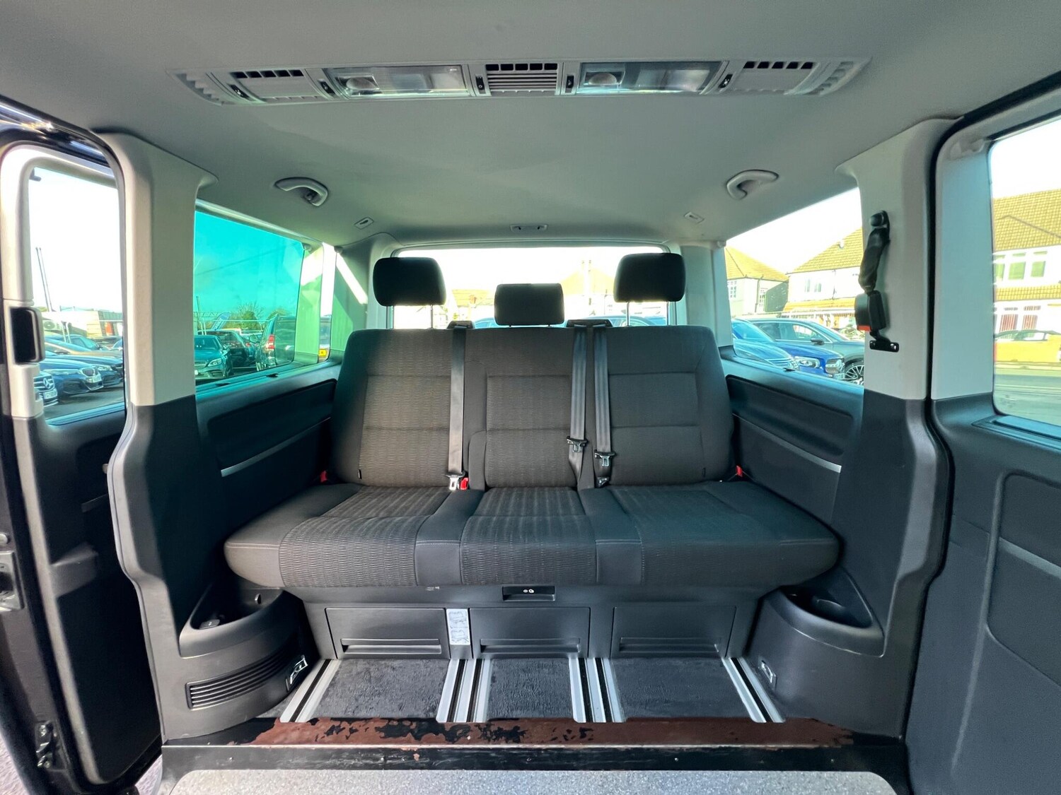 Used Volkswagen Caravelle for sale - 77671994: Photo 54