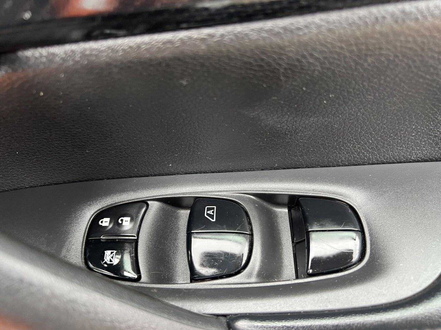 Used Nissan X-Trail for sale - 78214680: Photo 41