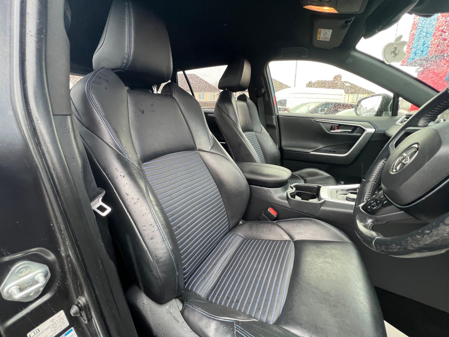 Used Toyota RAV4 for sale - 77671026: Photo 6