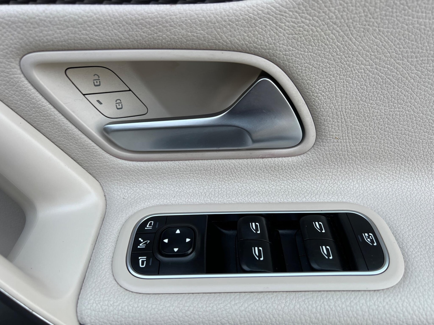 Used Mercedes-Benz A-Class for sale - 77671465: Photo 39