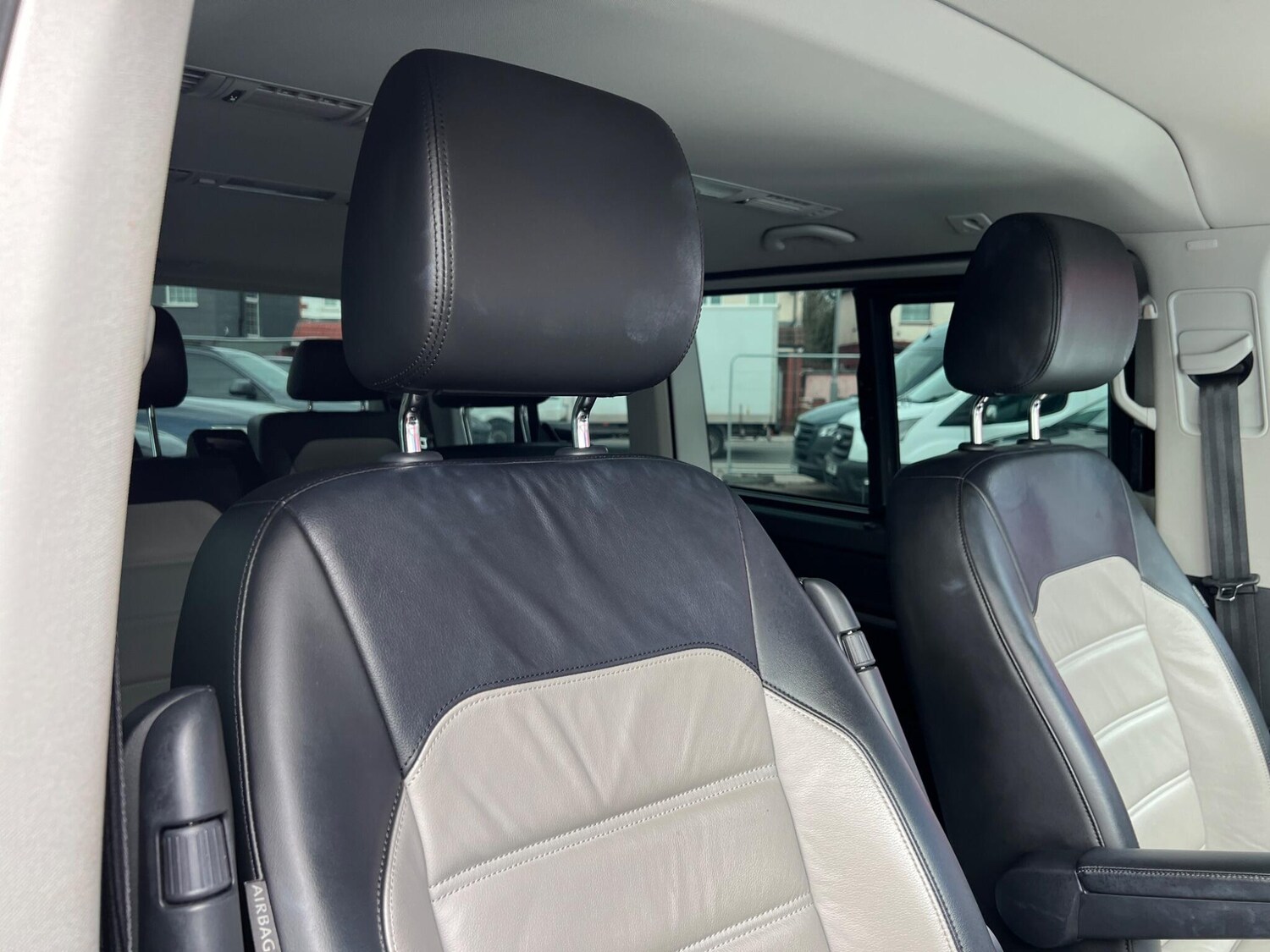 Used Volkswagen Caravelle for sale - 77671368: Photo 43