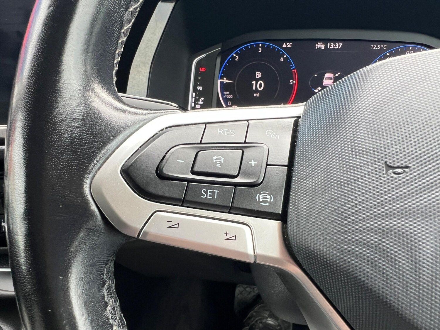 Used Volkswagen Caravelle for sale - 77671368: Photo 53