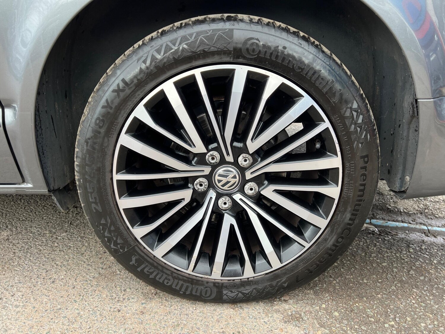 Used Volkswagen Caravelle for sale - 77671368: Photo 59