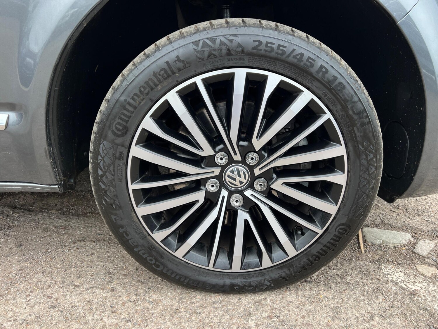 Used Volkswagen Caravelle for sale - 77671368: Photo 61