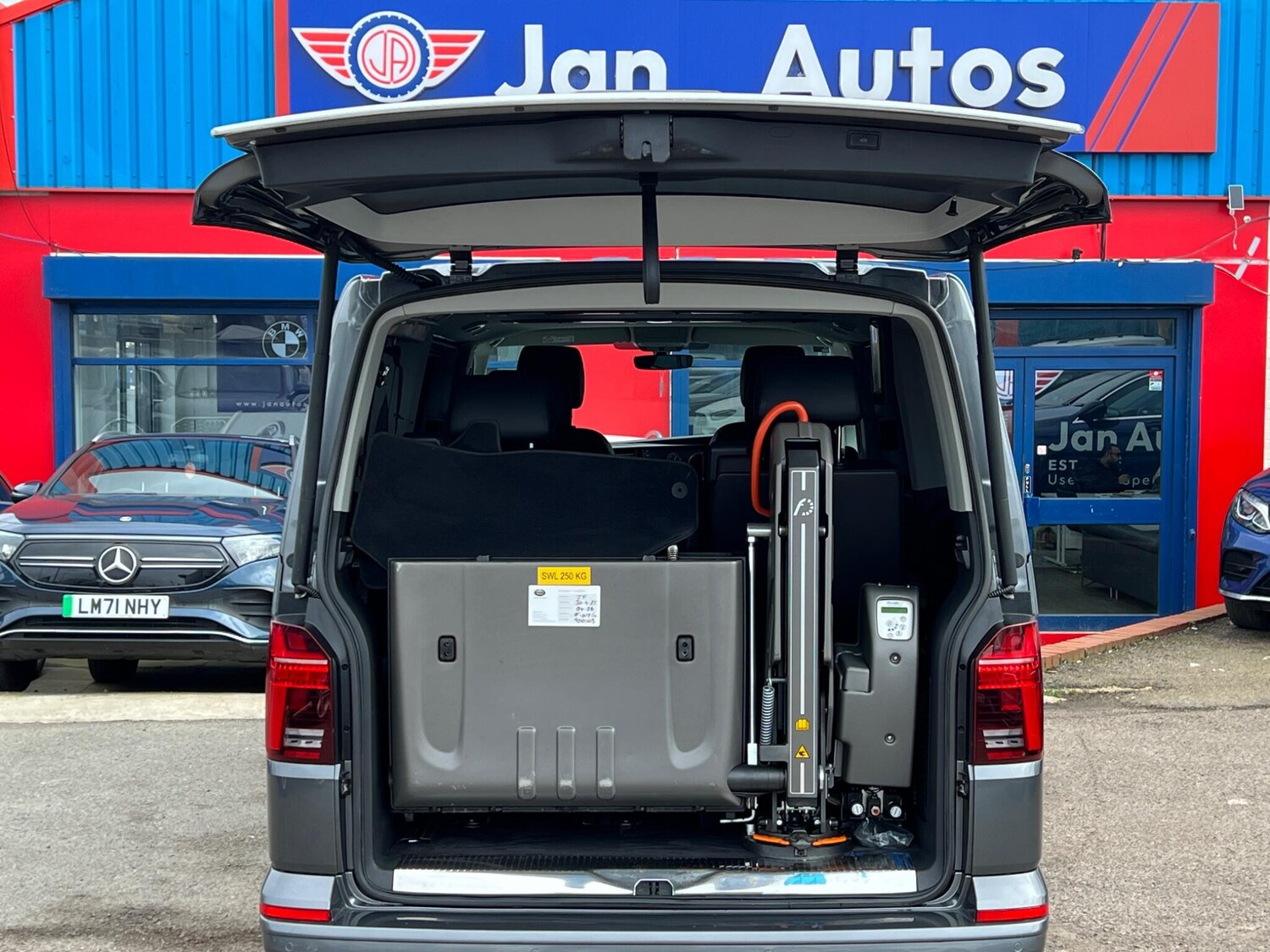 Used Volkswagen Caravelle for sale - 77671368: Photo 77