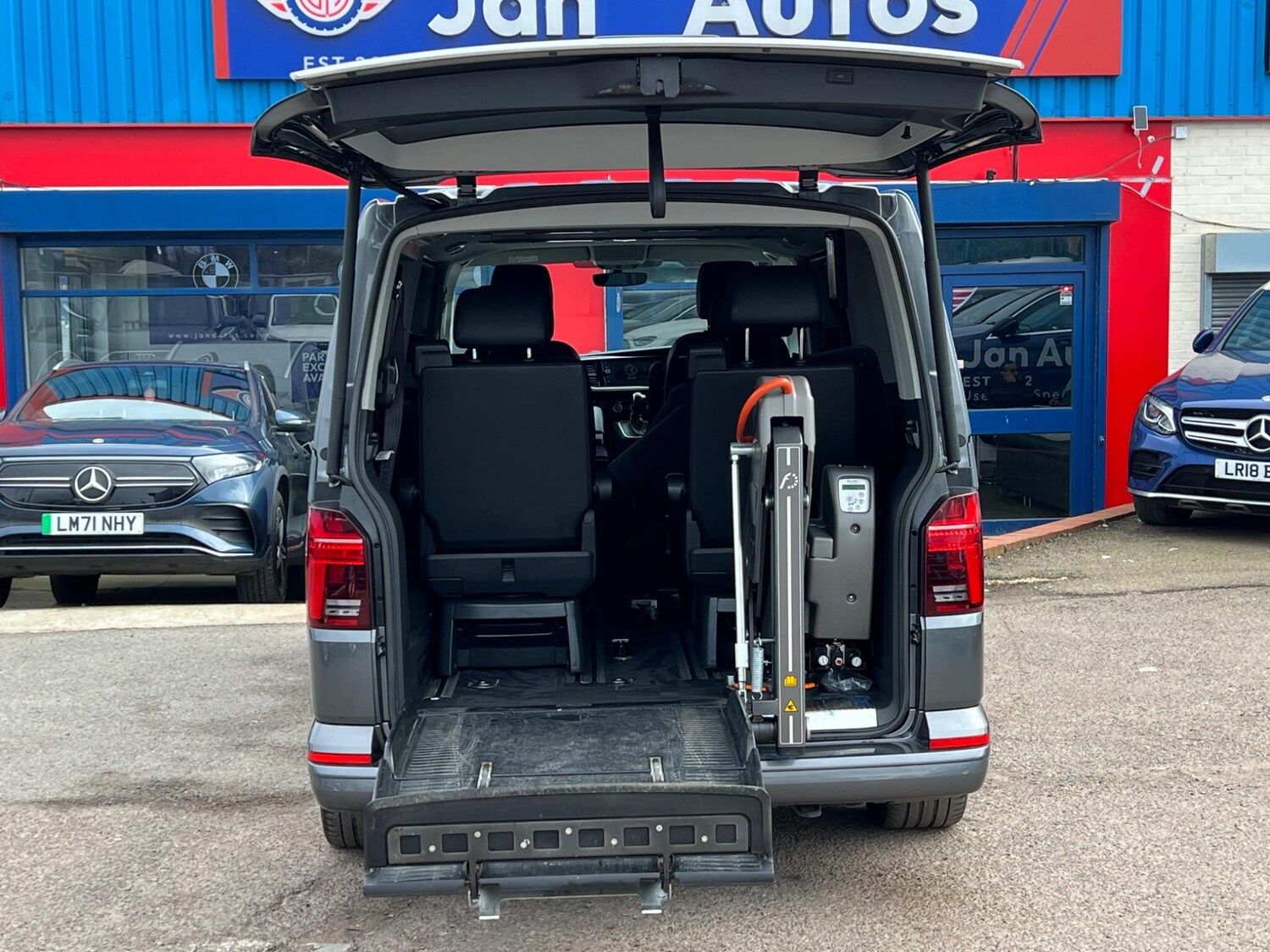 Used Volkswagen Caravelle for sale - 77671368: Photo 79