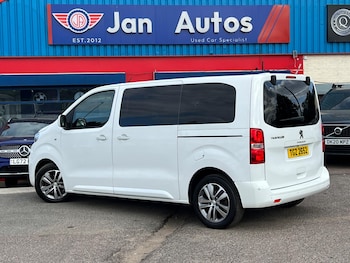 Used Peugeot Traveller 2021 for sale - 79292445: Photo