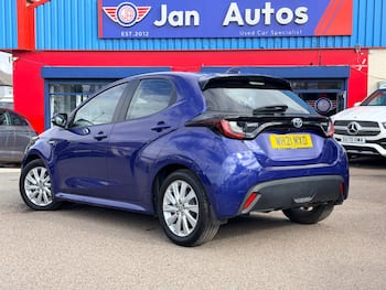 Used Toyota Yaris 2021 for sale - 79725808: Photo