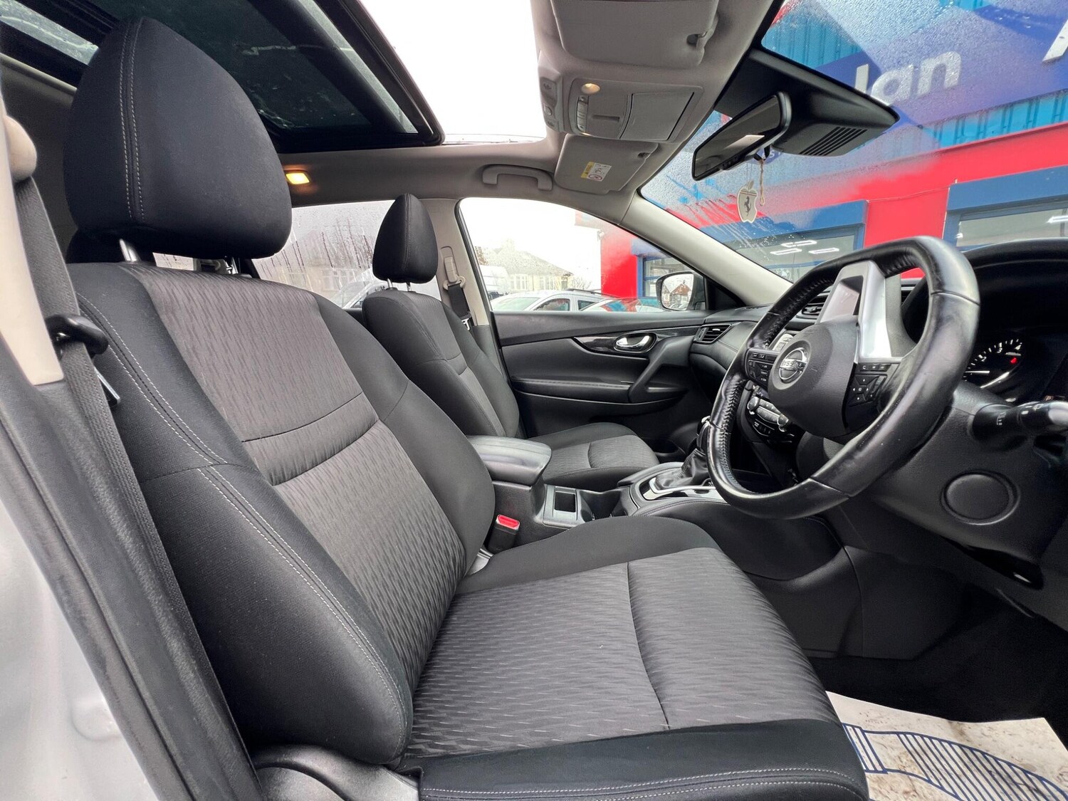 Used Nissan X-Trail for sale - 77671810: Photo 10