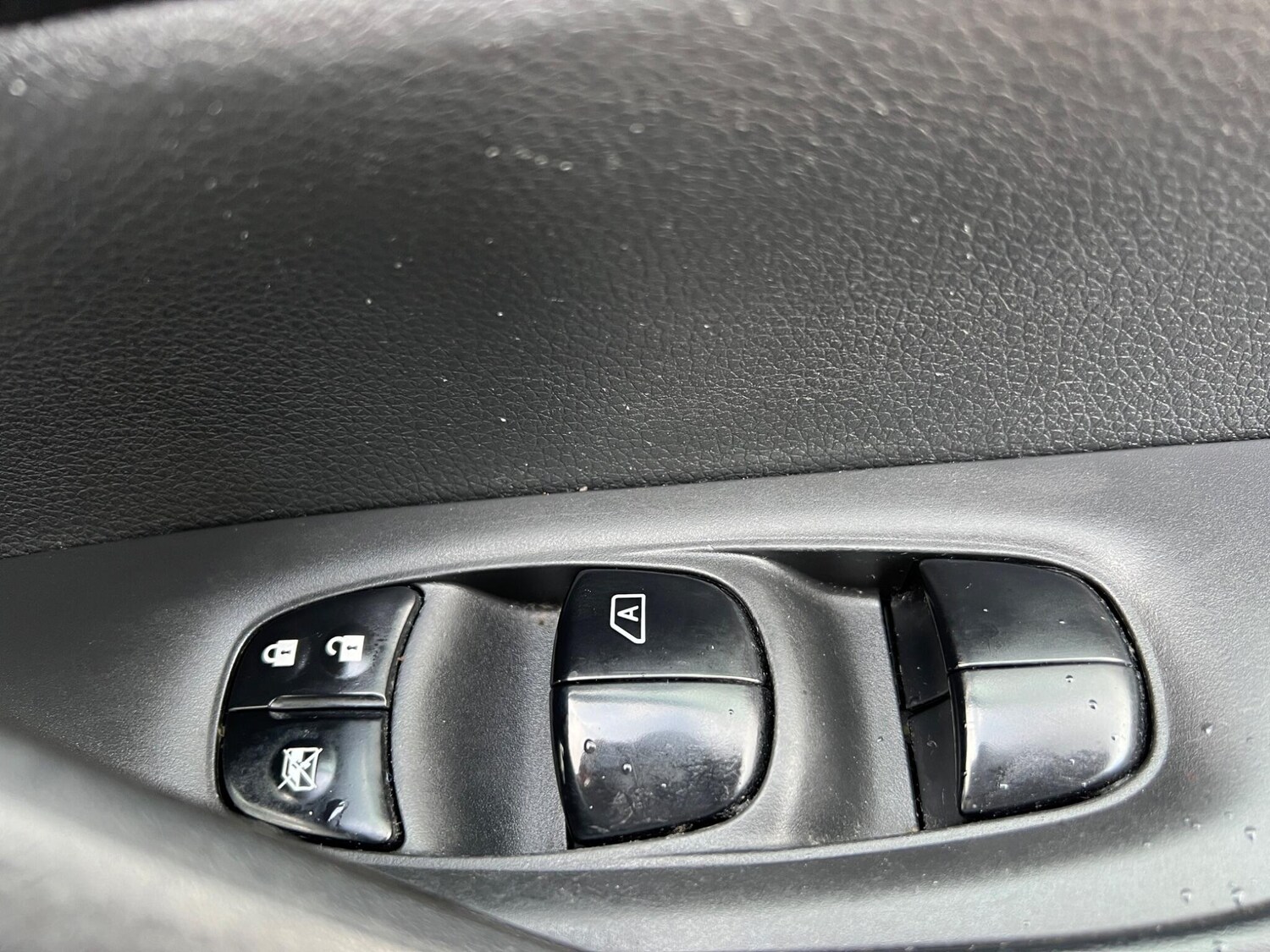 Used Nissan X-Trail for sale - 77671810: Photo 42