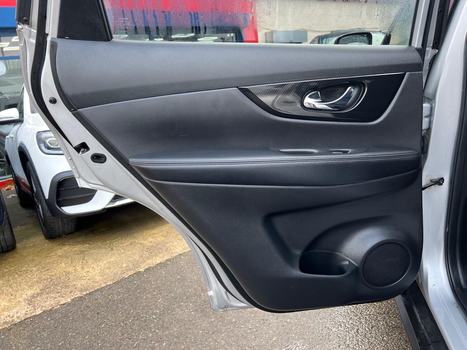 Used Nissan X-Trail for sale - 77671810: Photo 51