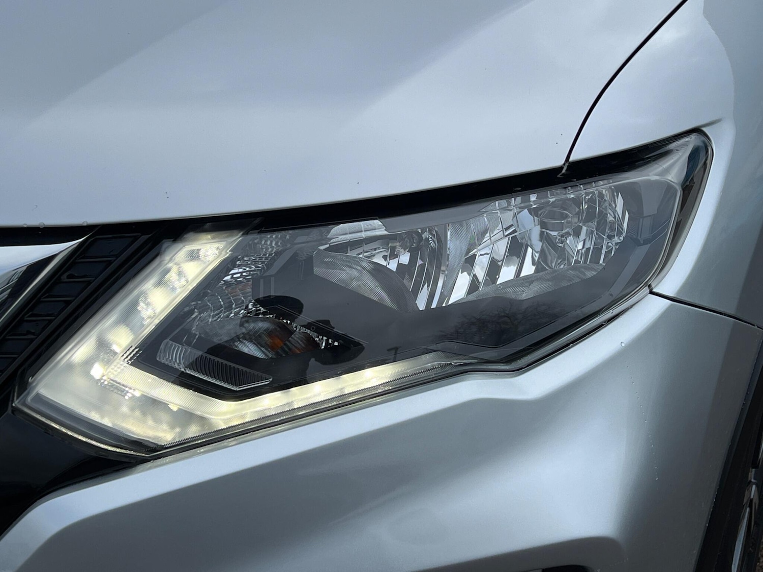 Used Nissan X-Trail for sale - 77671810: Photo 62