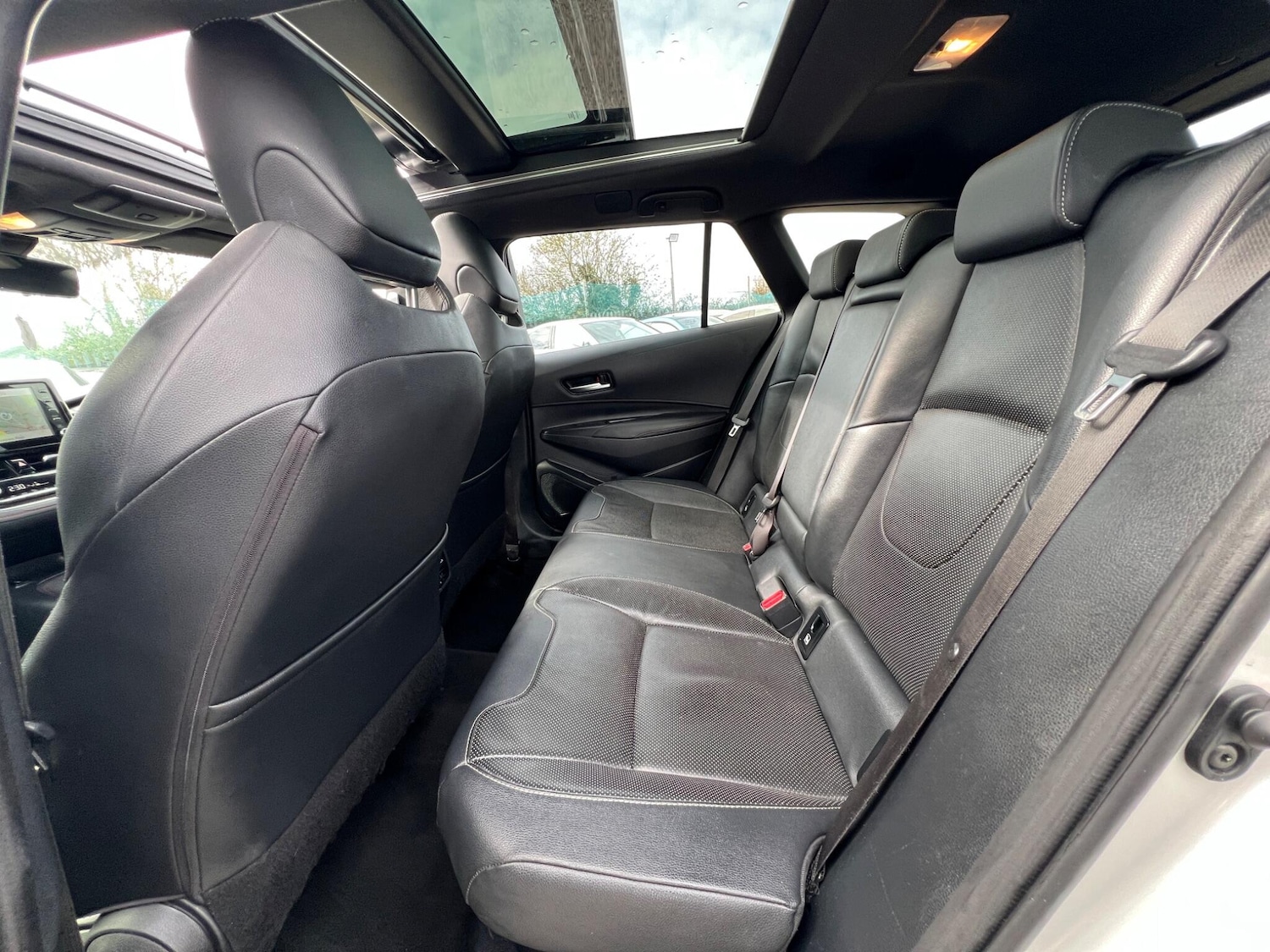 Used Toyota Corolla for sale - 77926197: Photo 16