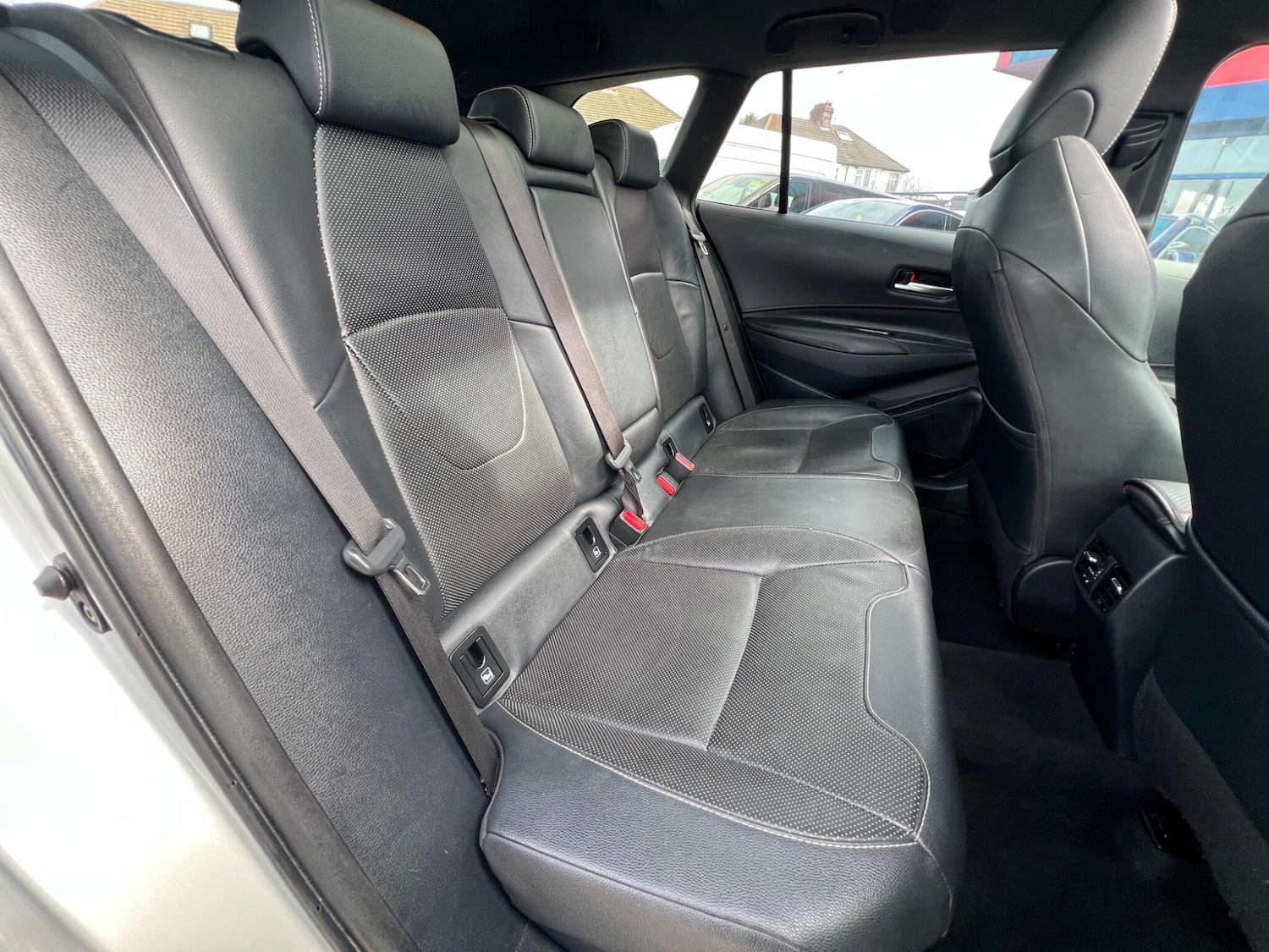 Used Toyota Corolla for sale - 77926197: Photo 5