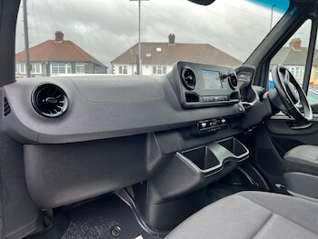 Used Mercedes-Benz Sprinter 2023 for sale - 77670977: Photo