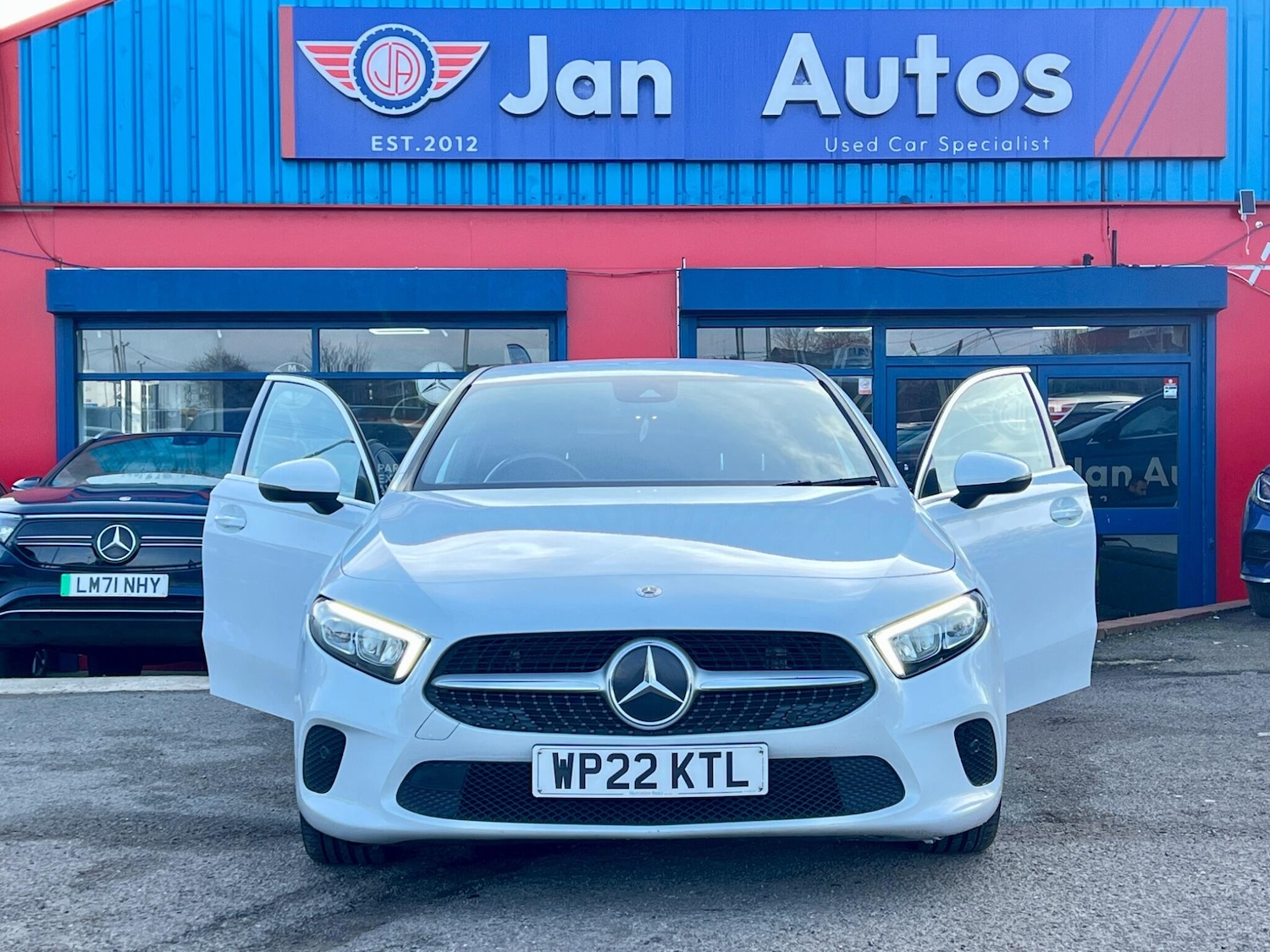 Used Mercedes-Benz A-Class for sale - 77670400: Photo 34