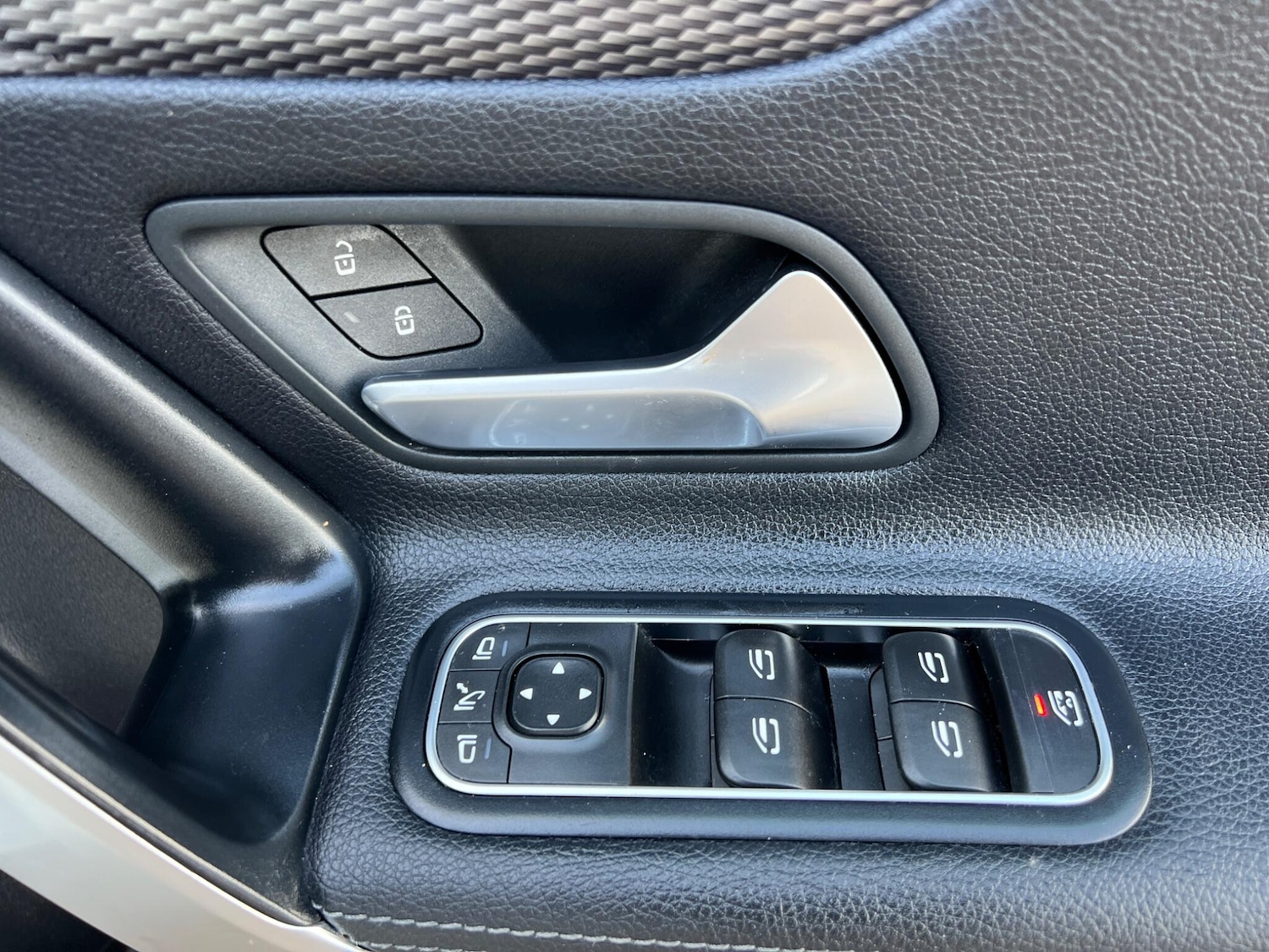 Used Mercedes-Benz A-Class for sale - 77670400: Photo 42