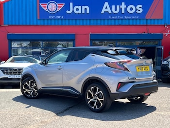 Used Toyota C-HR 2017 for sale - 79181559: Photo