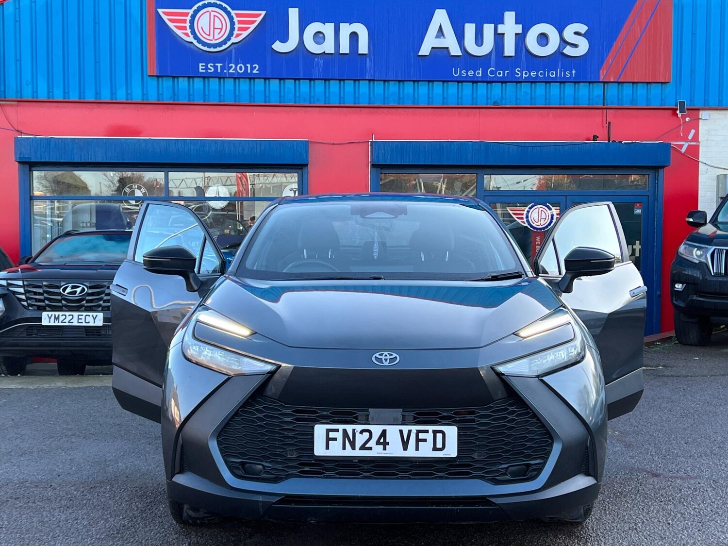 Used Toyota C-HR for sale - 77671432: Photo 42