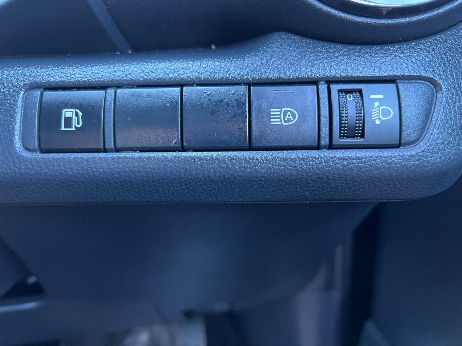 Used Toyota C-HR for sale - 77671432: Photo 52