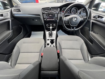 Used Volkswagen Golf 2016 for sale - 78902015: Photo