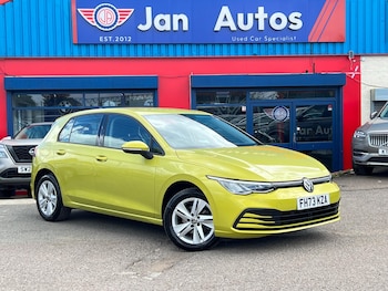Used Volkswagen Golf 2024 for sale - 78842830: Photo
