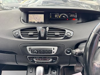 Used Renault Grand Scenic 2014 for sale - 79601213: Photo
