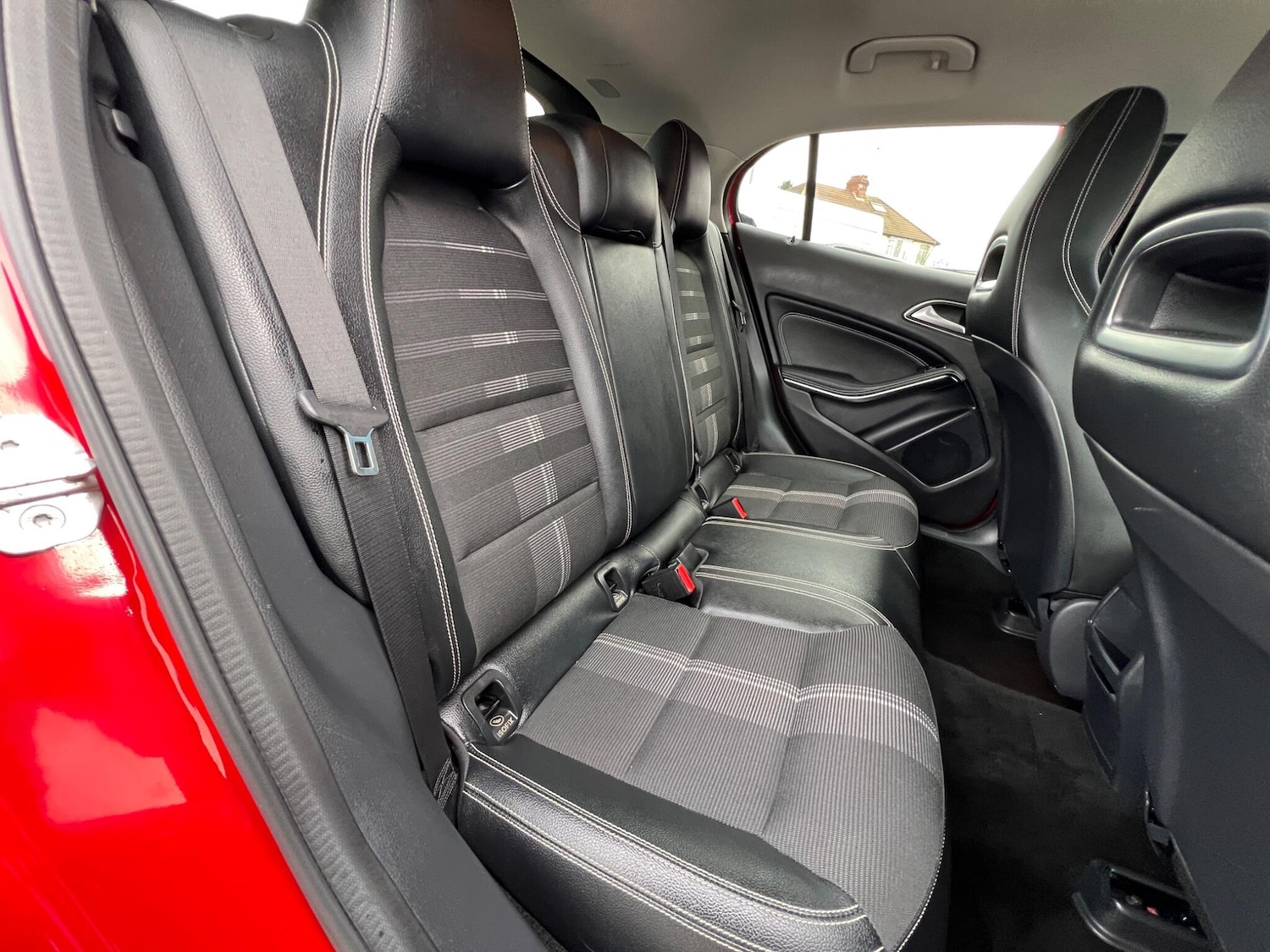 Used Mercedes-Benz GLA 2020 for sale - 77892205: Photo 34