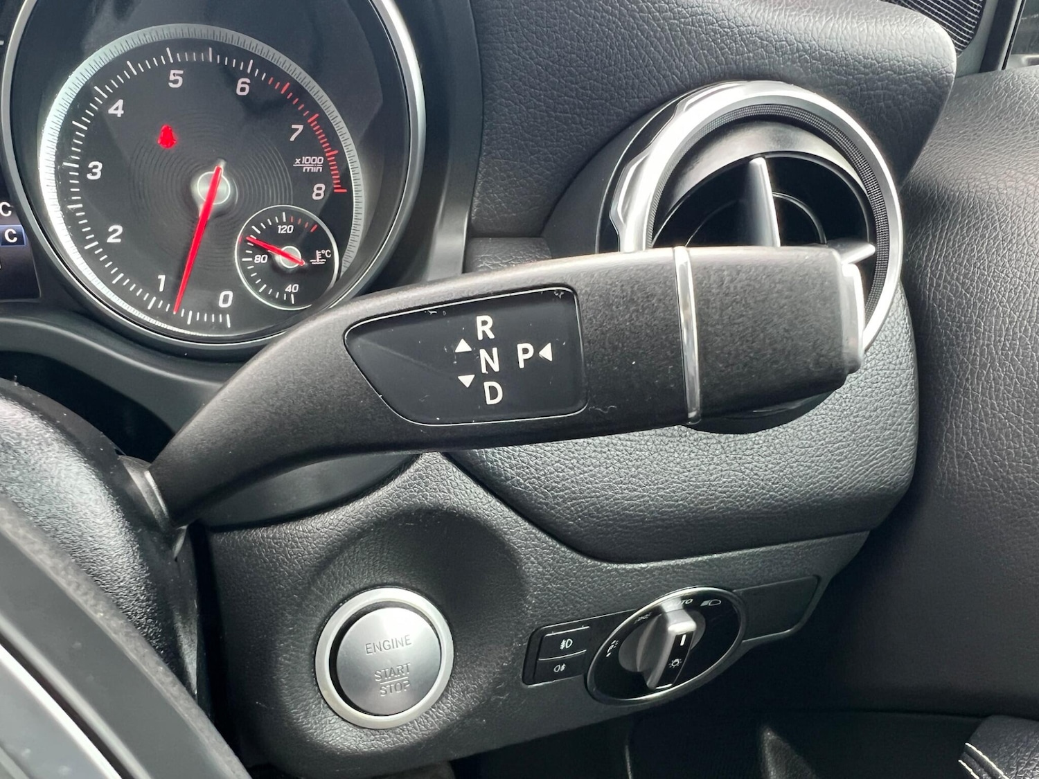 Used Mercedes-Benz GLA 2020 for sale - 77892205: Photo 41