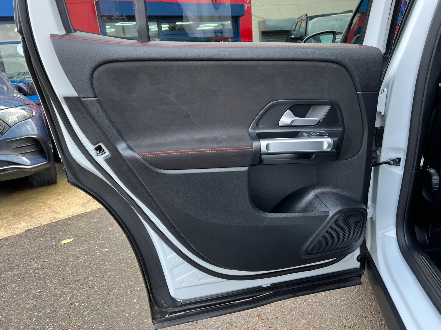 Used Mercedes-Benz GLB for sale - 77672048: Photo 68