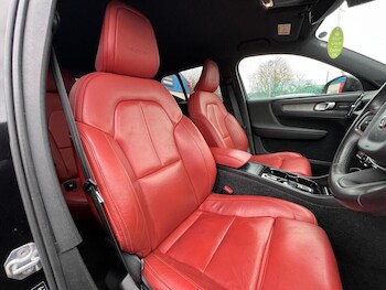 Used Volvo XC40 2019 for sale - 77670630: Photo