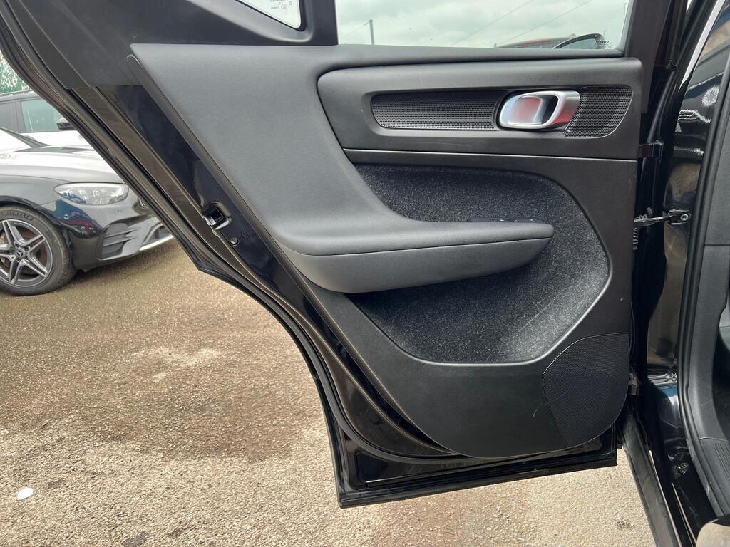 Used Volvo XC40 for sale - 77670630: Photo 55