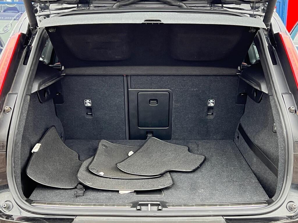 Used Volvo XC40 for sale - 77670630: Photo 70