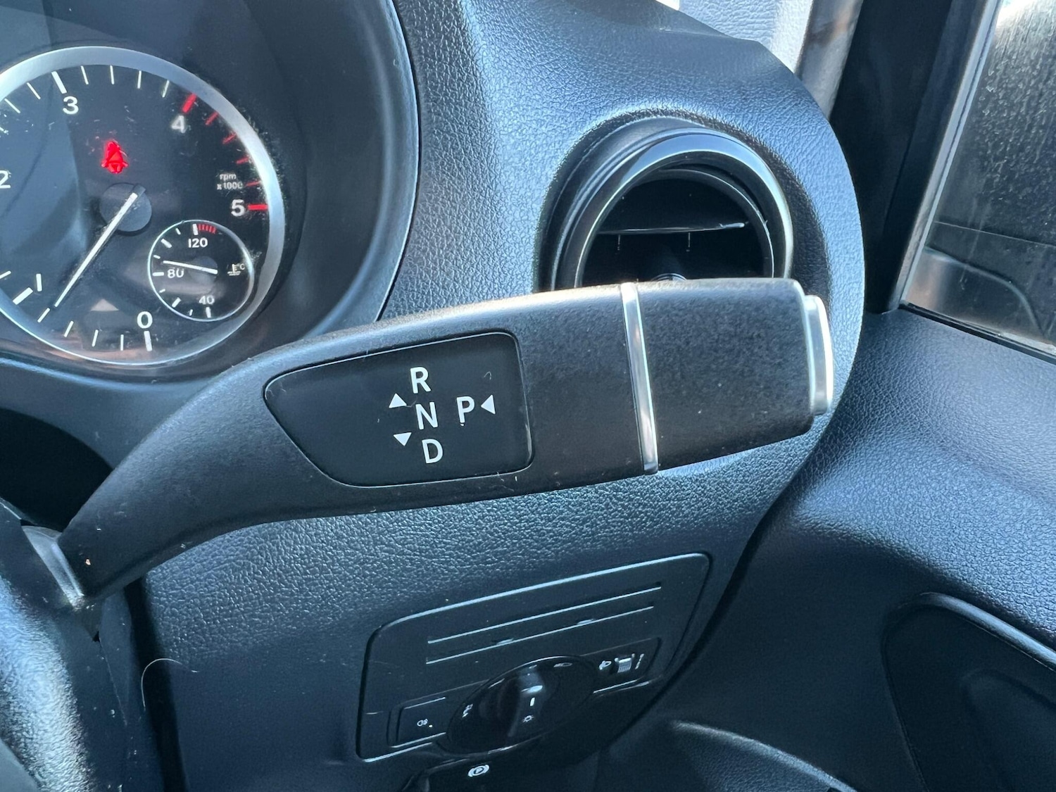 Used Mercedes-Benz Vito for sale - 77672008: Photo 30