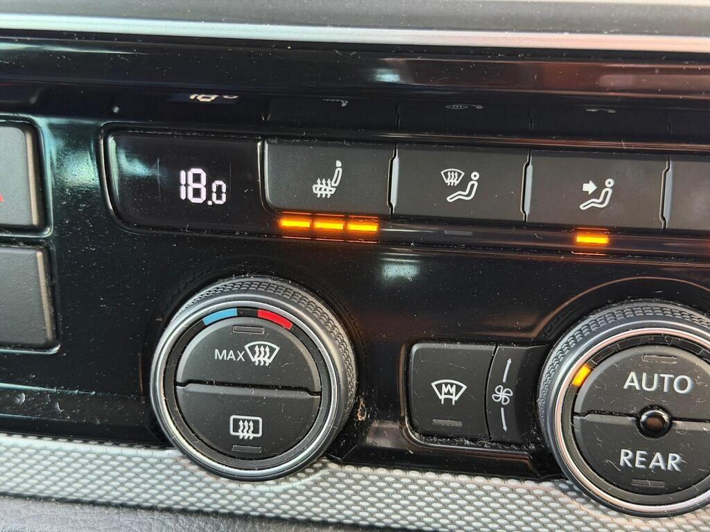 Used Volkswagen Caravelle for sale - 77671772: Photo 26