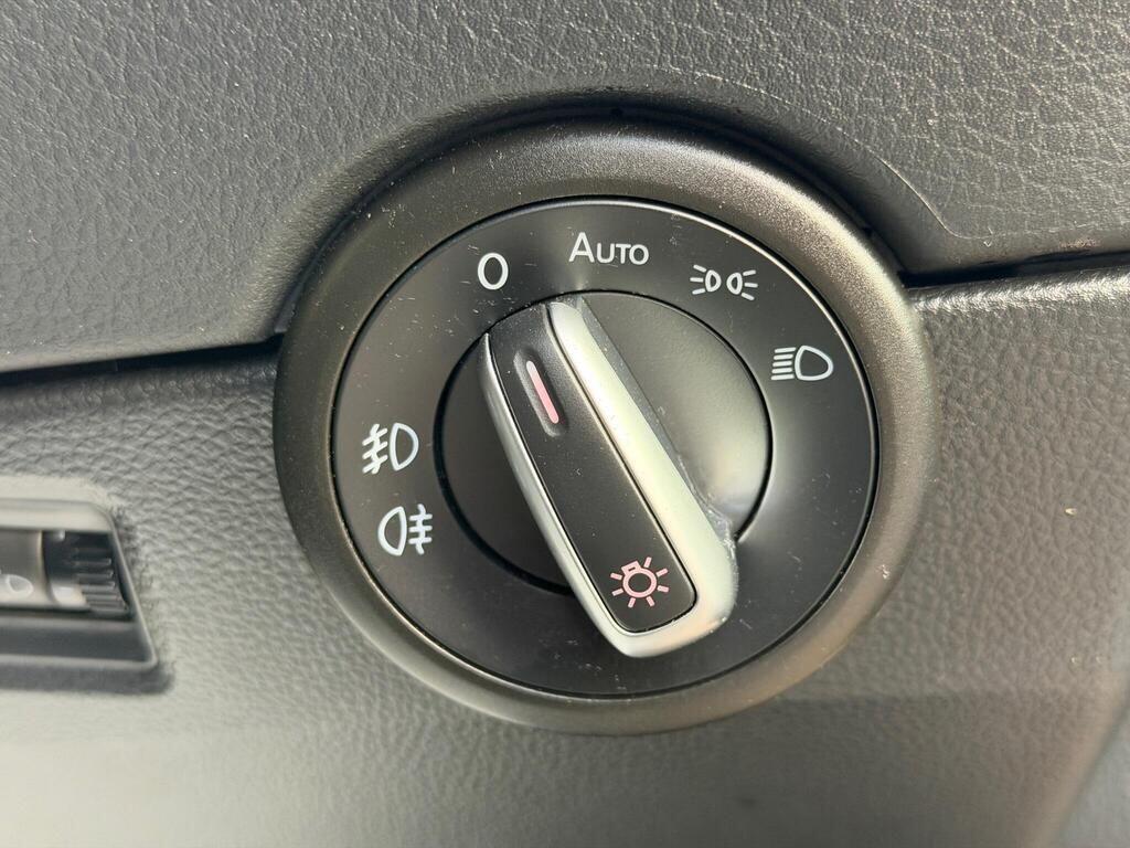 Used Volkswagen Caravelle for sale - 77671772: Photo 39