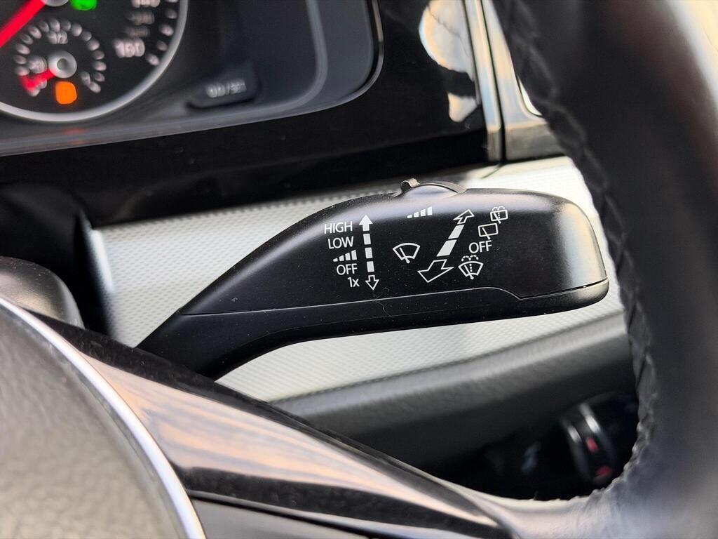 Used Volkswagen Caravelle for sale - 77671772: Photo 42