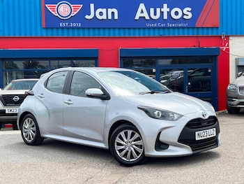 Used Toyota Yaris 2023 for sale - 78772593: Photo