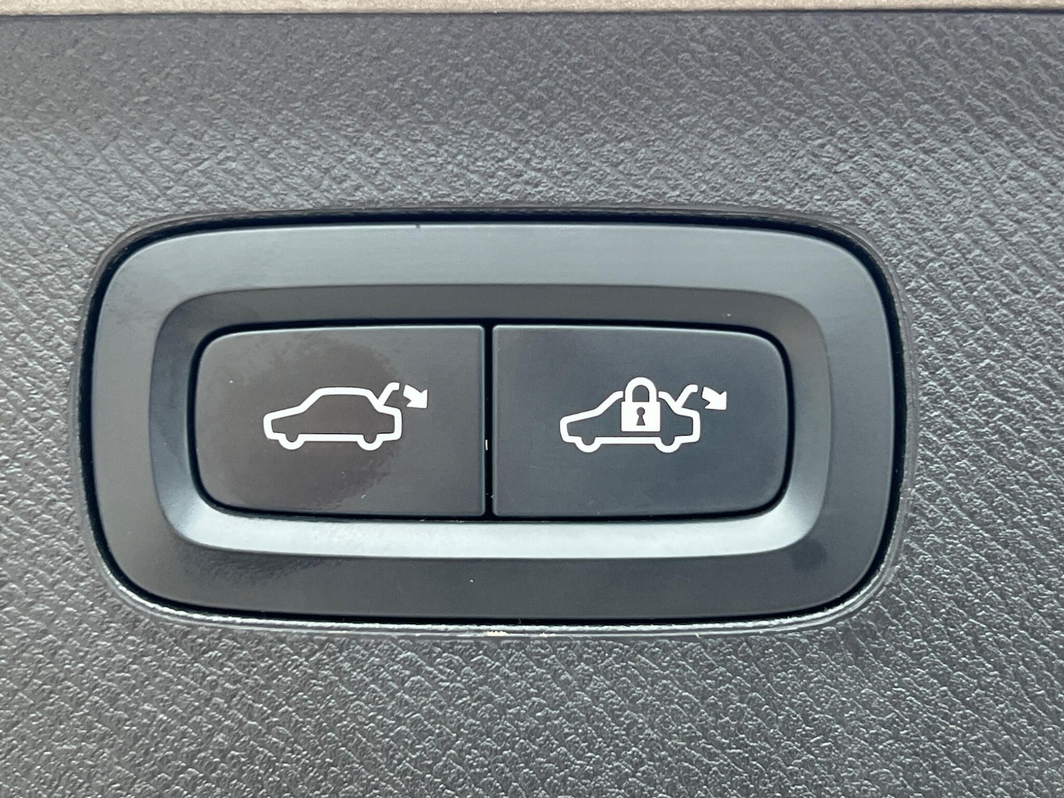 Used Volvo XC90 2021 for sale - 77898159: Photo 42