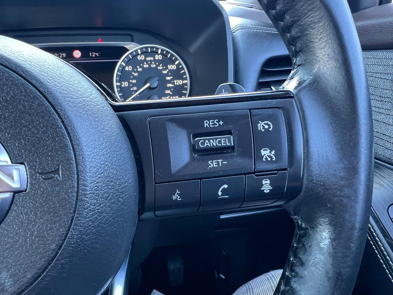 Used Nissan X-Trail 2024 for sale - 77969901: Photo 37