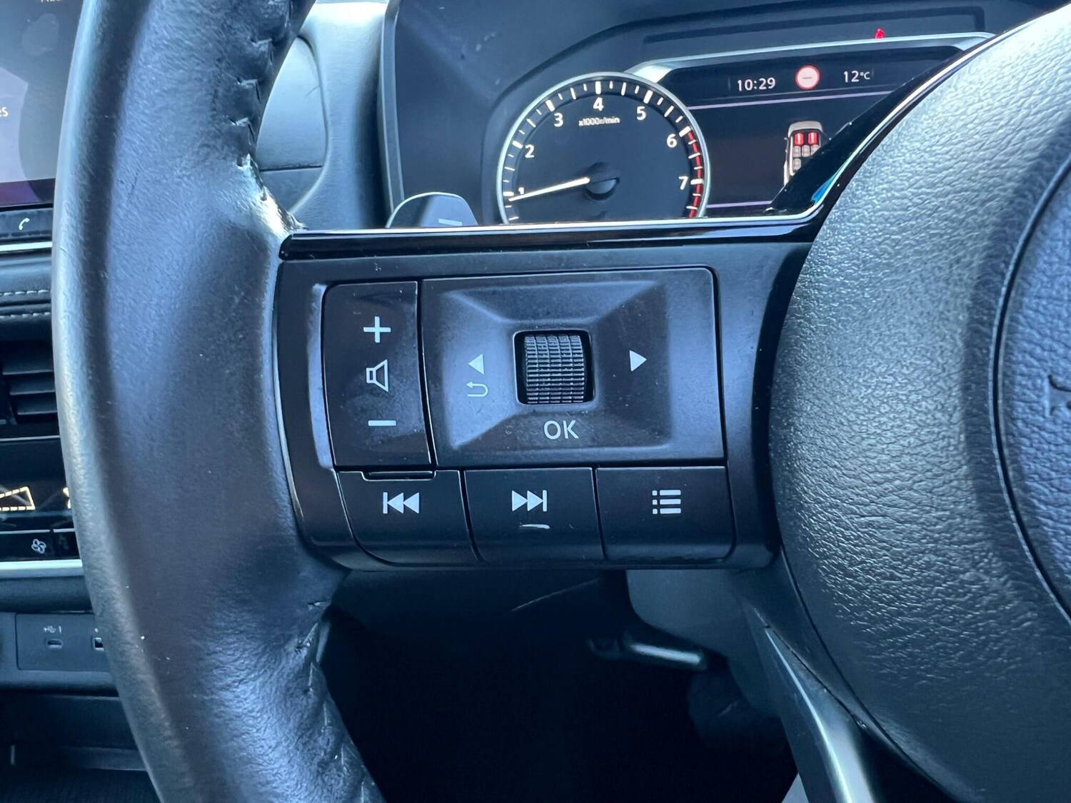 Used Nissan X-Trail 2024 for sale - 77969901: Photo 38