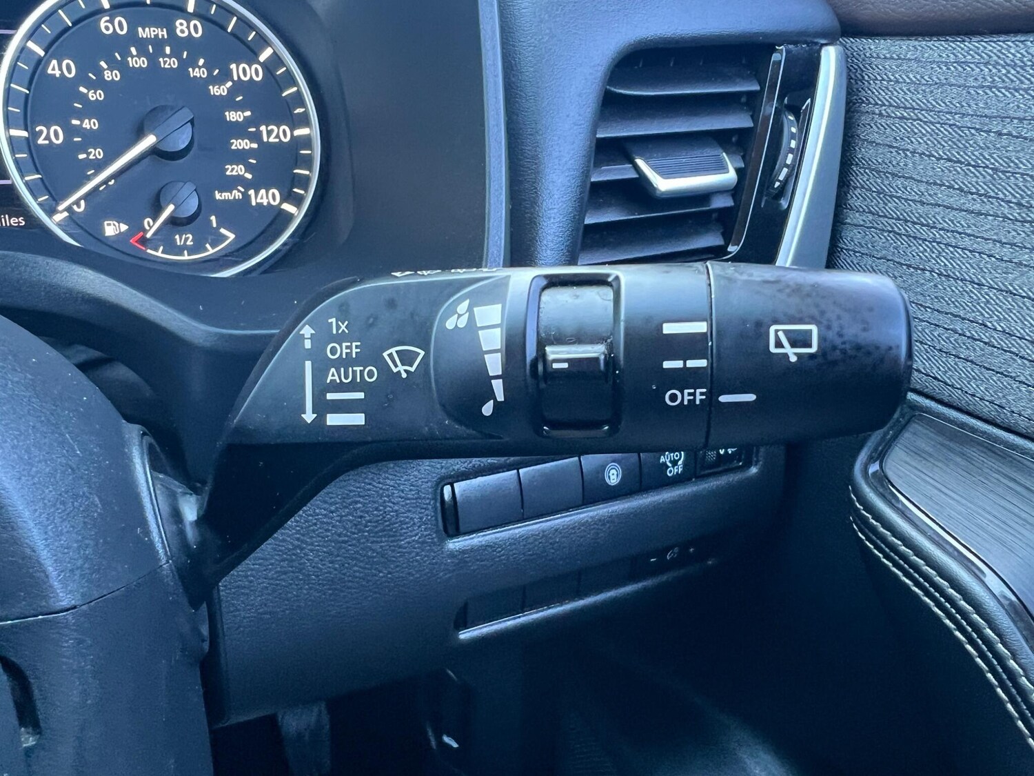 Used Nissan X-Trail 2024 for sale - 77969901: Photo 40