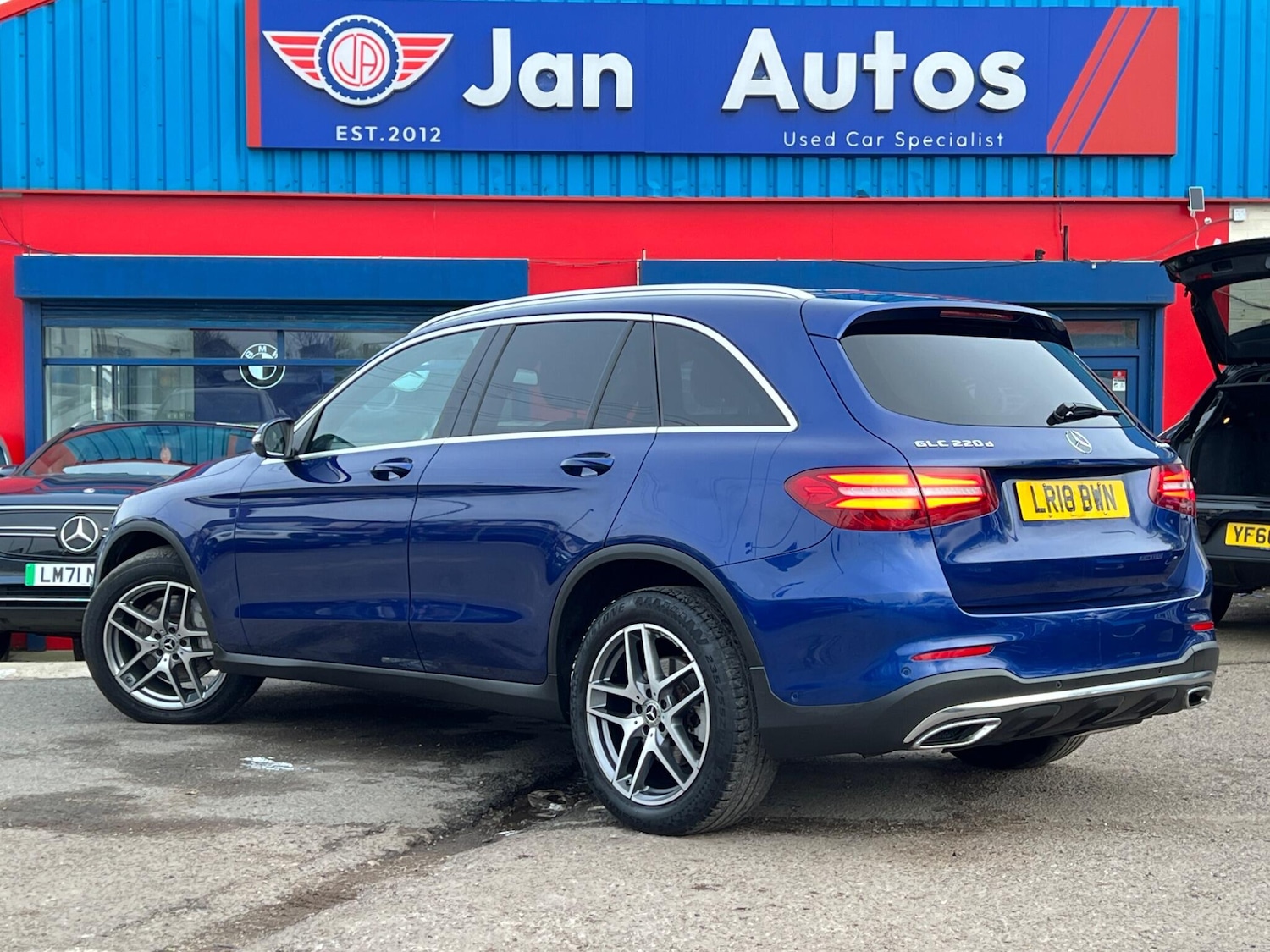 Used Mercedes-Benz GLC for sale - 77670462: Photo 2