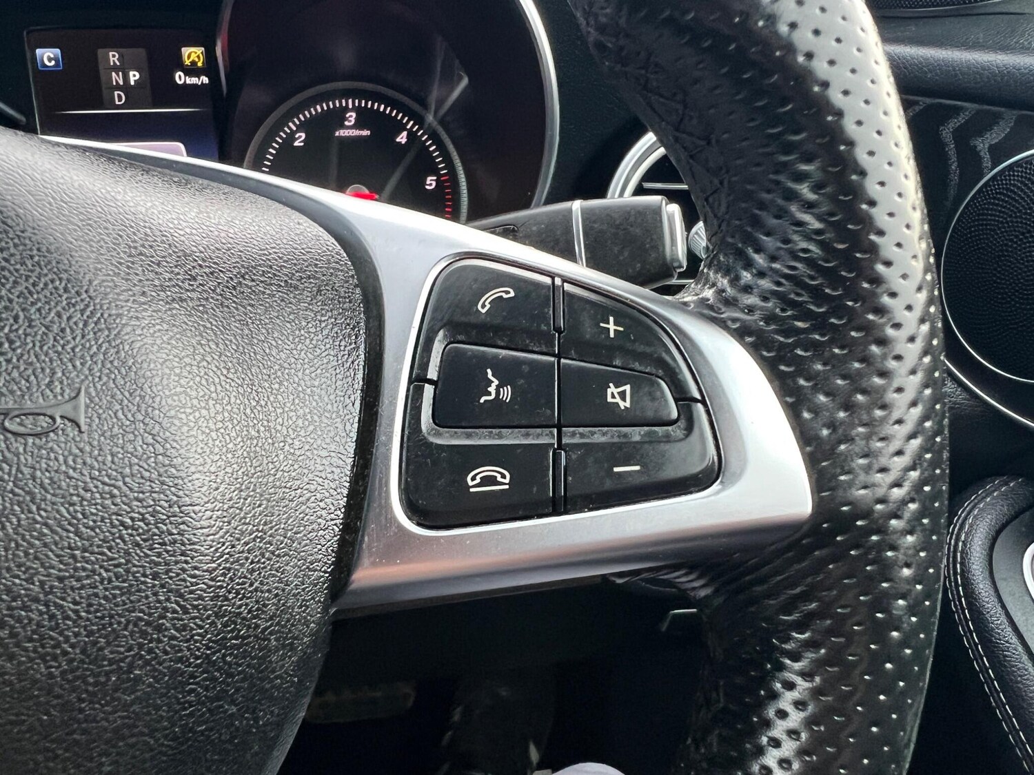 Used Mercedes-Benz GLC for sale - 77670462: Photo 41