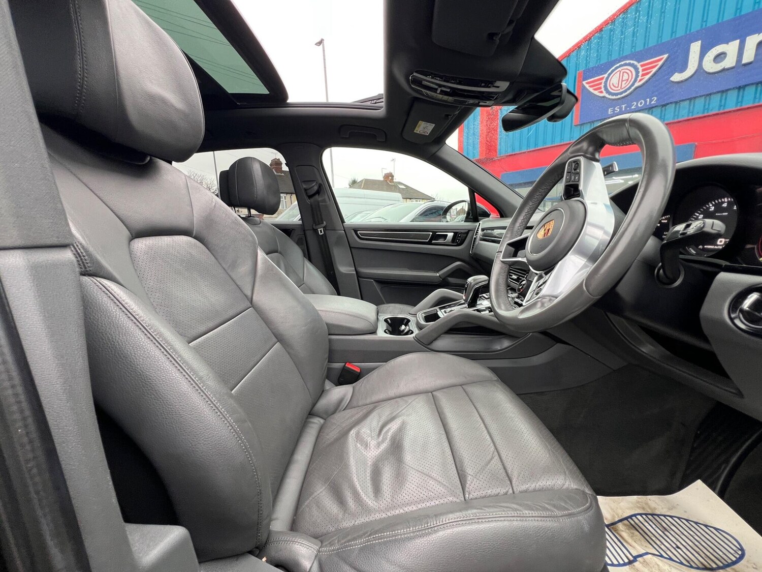 Used Porsche Cayenne for sale - 77670284: Photo 15